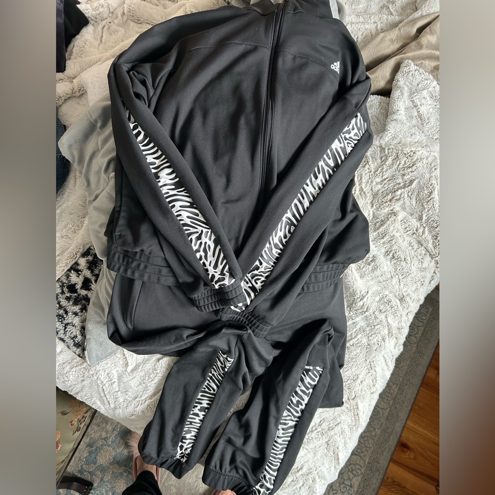Adidas x Zoe Saldana track suit Sz M